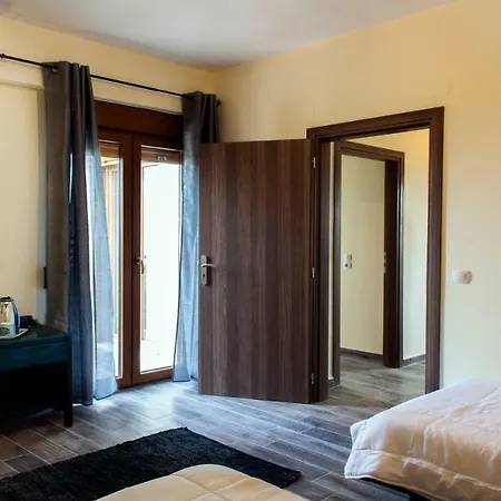 Fοivos And Athina Villas Archanes Exterior foto