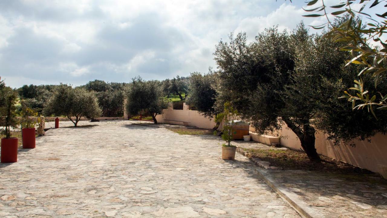 Villa Fοivos And Athina